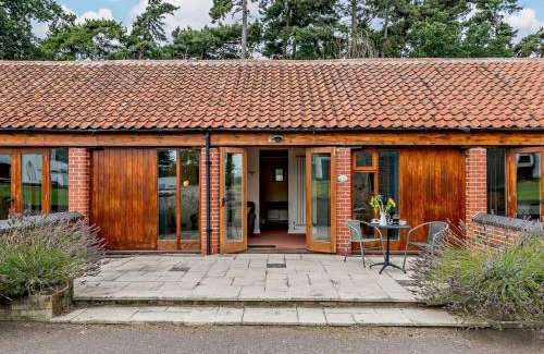 North Wheatley House | 1 Bed in Mattersey 93151
