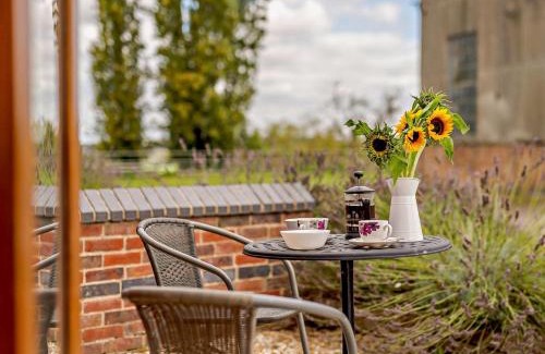 North Wheatley House | 1 Bed in Mattersey 93151