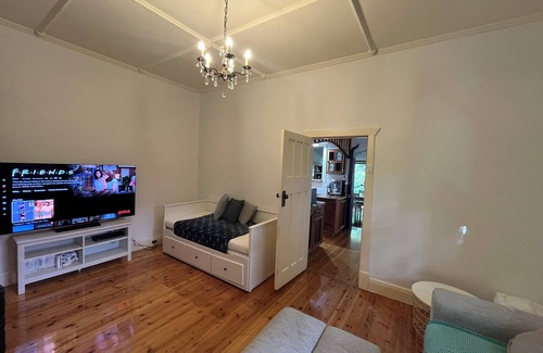 Fullarton House | 1 bed room House between Unley & Norwood. nLeafy, private, clean. Sleeps 6nnn