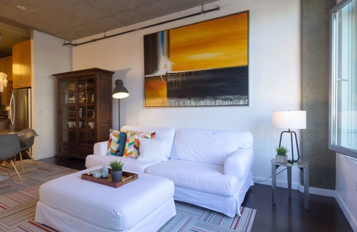 Pearl District Condo | 1 Bedroom + 1 Flex Room/1 Bathroom w/EV Charger