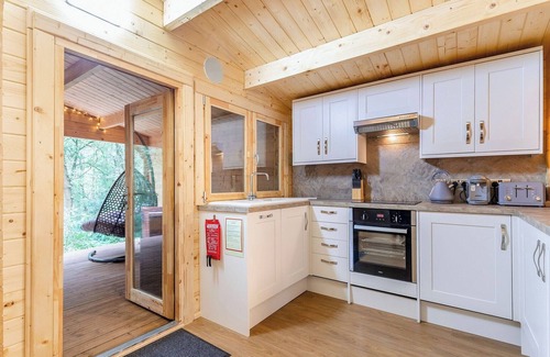 Freehay Ski Chalet | 1 bedroom accommodation in Freehay, Cheadle
