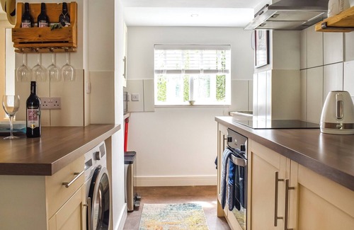 Maiden Newton Cottage | 1 bedroom accommodation in Maiden Newton