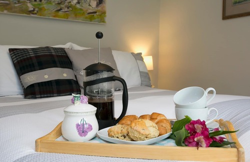 Peak District Cottage | 1 bedroom accommodation in Edale, Hope Valley