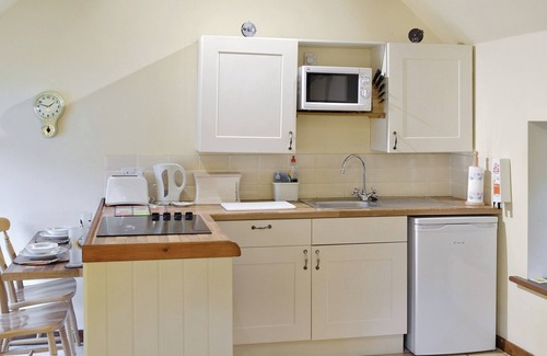 Holymoorside Cottage | 1 bedroom accommodation in Holymoorside, near Chesterfield