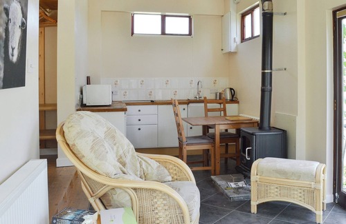Penny Bridge Cottage | 1 bedroom accommodation in Oxen Park, near Ulverston