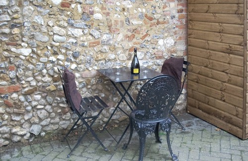Docking Cottage | 1 bedroom accommodation in Docking, near King&rsquo;s Lynn