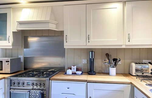 Winchester Cottage | 1 bedroom accommodation in Owslebury, near Winchester