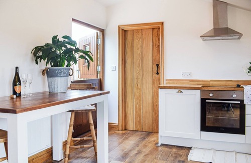 Felton Cottage | 1 bedroom accommodation in Baschurch