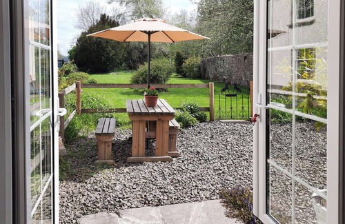 Combe Cottage | 1 bedroom accommodation in Combe, near Presteigne