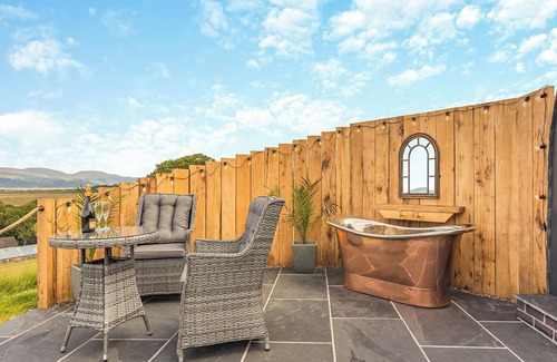 Glandyfi Cottage | 1 bedroom accommodation in Talybont, near Borth