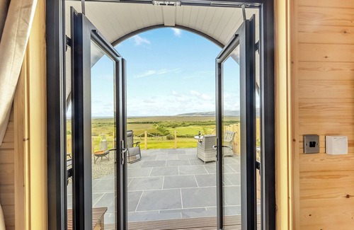 Glandyfi Cottage | 1 bedroom accommodation in Talybont, near Borth