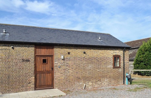 Rochester Cottage | 1 bedroom accommodation in High Halstow, near Rochester