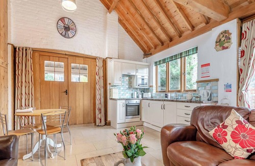 Blaisdon Cottage | 1 bedroom accommodation in Arlingham, near Frampton-on-Severn