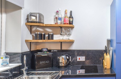 Cannock Cottage | 1 bedroom accommodation in Hednesford, near Cannock