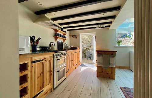 Bonsall Cottage | 1 bedroom accommodation in Bonsall, near Matlock