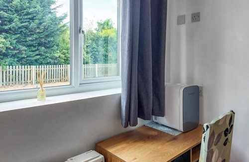 Lincoln Cottage | 1 bedroom accommodation in Walcott