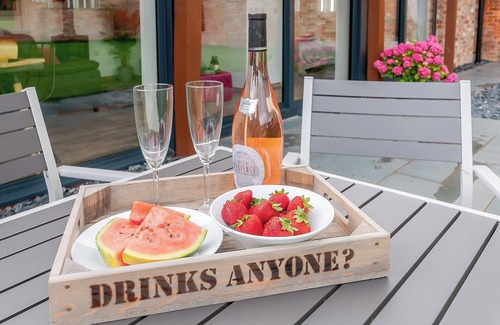 Brigg Cottage | 1 bedroom accommodation in Elsham, near Brigg