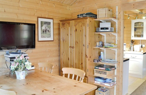 New Forest District Cottage | 1 bedroom accommodation in Furze Hill, near Fordingbridge