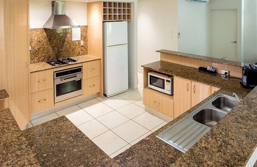 Cairns North Apartment | 1 Bedroom Apartment (Home One Bedroom - 2 nights)