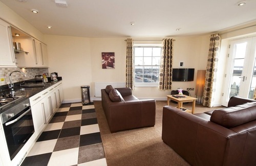 Scarborough Apartment | 1 Bedroom Apartment - 2nd Floor