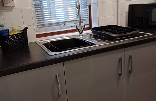 Faversham Apartment | 1 Bedroom apartment with a 5 minute walk into the town. Enclosed garden.