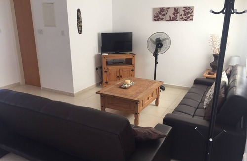 Kissonerga Apartment | 1 Bedroom Apartment in Kissonerga, Paphos, close to all amenities