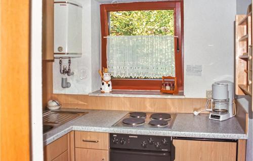 Pruemzurlay House | 1 Bedroom Awesome Home In Prümzurlay