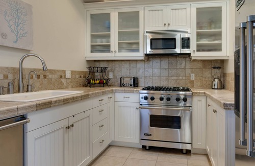 Avila Beach Condo | 1 Bedroom Condo W/outdoor Ocean View Bbq Kitchen - Steps To Beach & Town