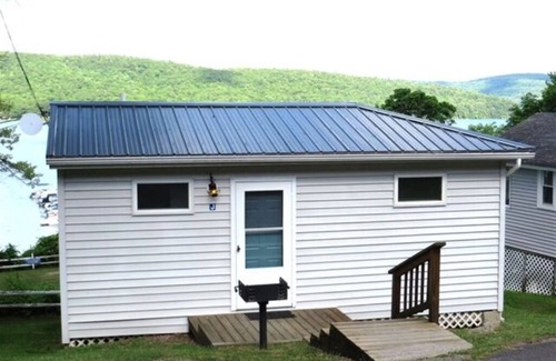 Cooperstown - Otsego Lake Cottage | 1 bedroom Cottage with unobstructed views of Otsego Lake