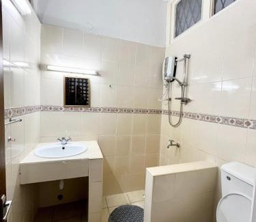 Westlands House | 1 bedroom cottage Westlands central location -by Zuri homes