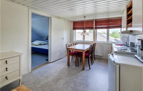 Gullspang Apartment | 1 Bedroom Cozy Apartment In Gullspång