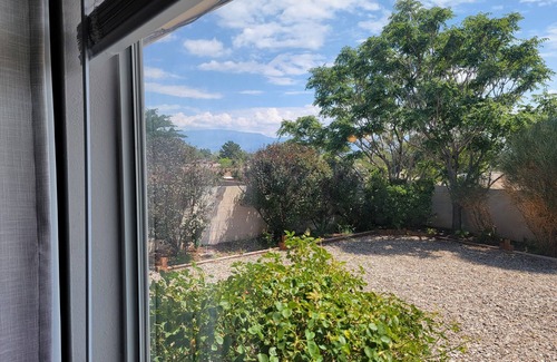 Taylor Ranch House | 1 BEDROOM FOR RENT . AMAZING MOUNTAIN & HOT AIR BALLOON VIEWS