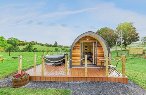 Welshpool Cottage | 1 bedroom accommodation in Llanfair Caereinion