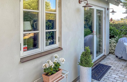 Solbacken-Halsobacken Apartment | 1 bedroom gorgeous apartment in Ystad