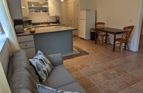 Lochmere House | 1 bedroom guest apartment in the Lakes Region