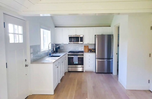 Hampton Bays House | 1 Bedroom Hamptons Waterfront Cottage Rental