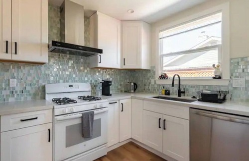 Edgewood Park Apartment | 1 Bedroom Home with Home Office