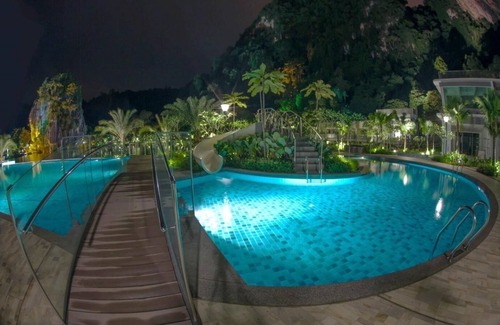 Ulu Kinta Apartment | 1 Bedroom Lakeview Suite #1