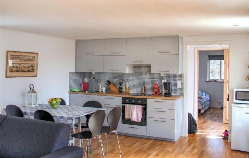Bredavik House | 1 Bedroom Lovely Home In Sturkö