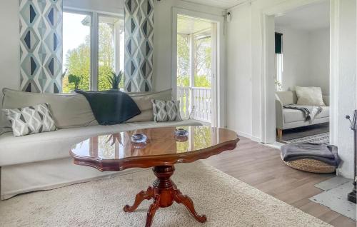 Valberg House | 1 Bedroom Lovely Home In Vålberg