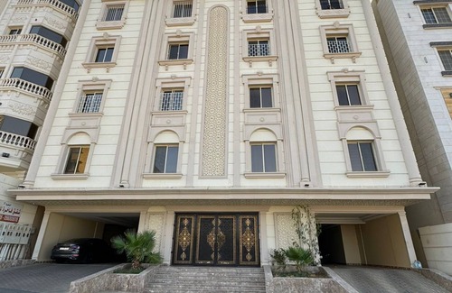 Mecca Apartment | 1 Bedroom Modern Stylish Apartment with Large Living Room Near Haram 4B