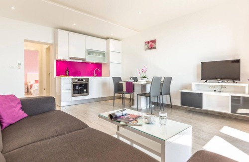 Medici Apartment | 1 bedroom nice apartment in Medici