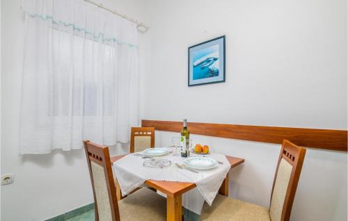 Brzac Apartment | 1 Bedroom Nice Apartment In Brzac