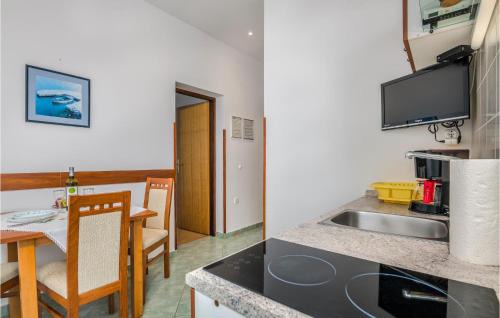 Brzac Apartment | 1 Bedroom Nice Apartment In Brzac