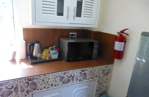 Chiang Wang House | 1 bedroom pool Villa Tropical fruit garden Fast Wi-Fi Smart Tv Home Cooking