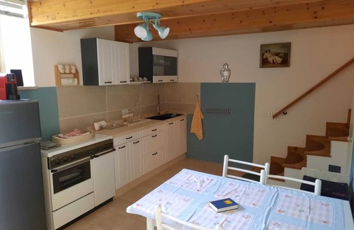 Colombara House | 1 Bedroom Private vacation home in Frontone