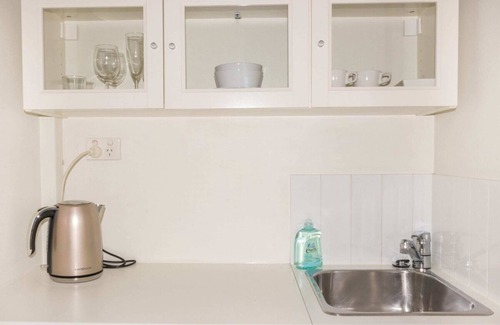 Brisbane Central Business District Apartment | 1 Bedroom Studio Apartment near Eagle Street