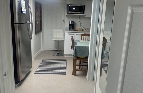 Newtonbrook House | 1 Bedroom Suite in North York