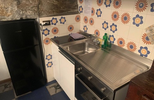 Pallusieux Apartment | 1 bedroom “the old cave” with garden and solarium