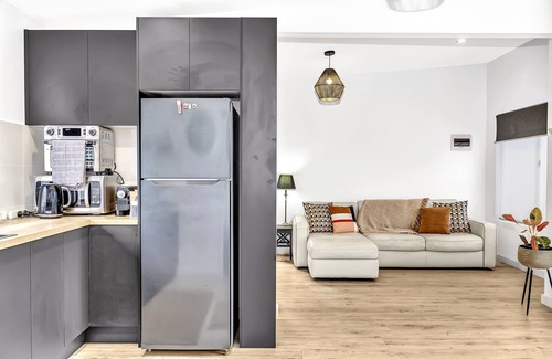 Panorama Apartment | 1 bedroom unit with views, & your own private UV Sauna, wellness at its best!